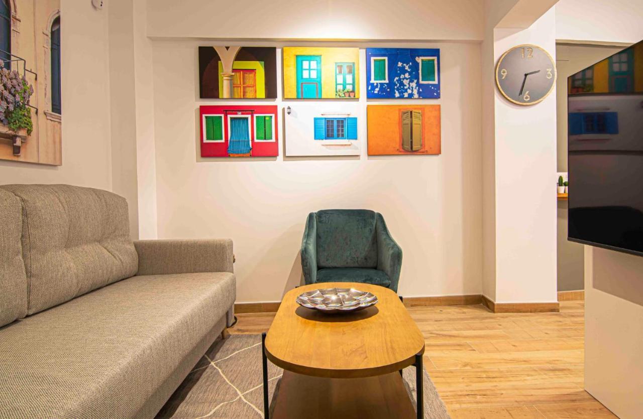 Apartamentos Leonor مالقة المظهر الخارجي الصورة